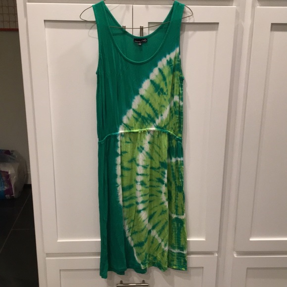 Green Tie Die Dress - Picture 5 of 5